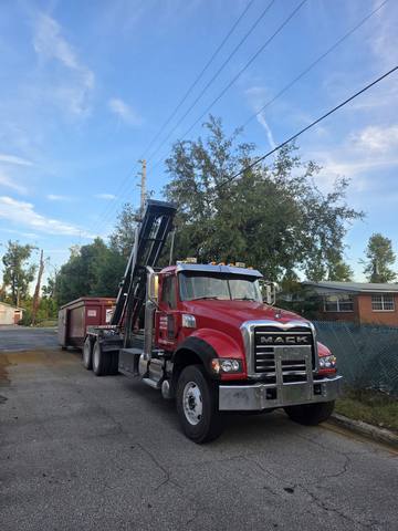 The Mack, hoist up — Perry